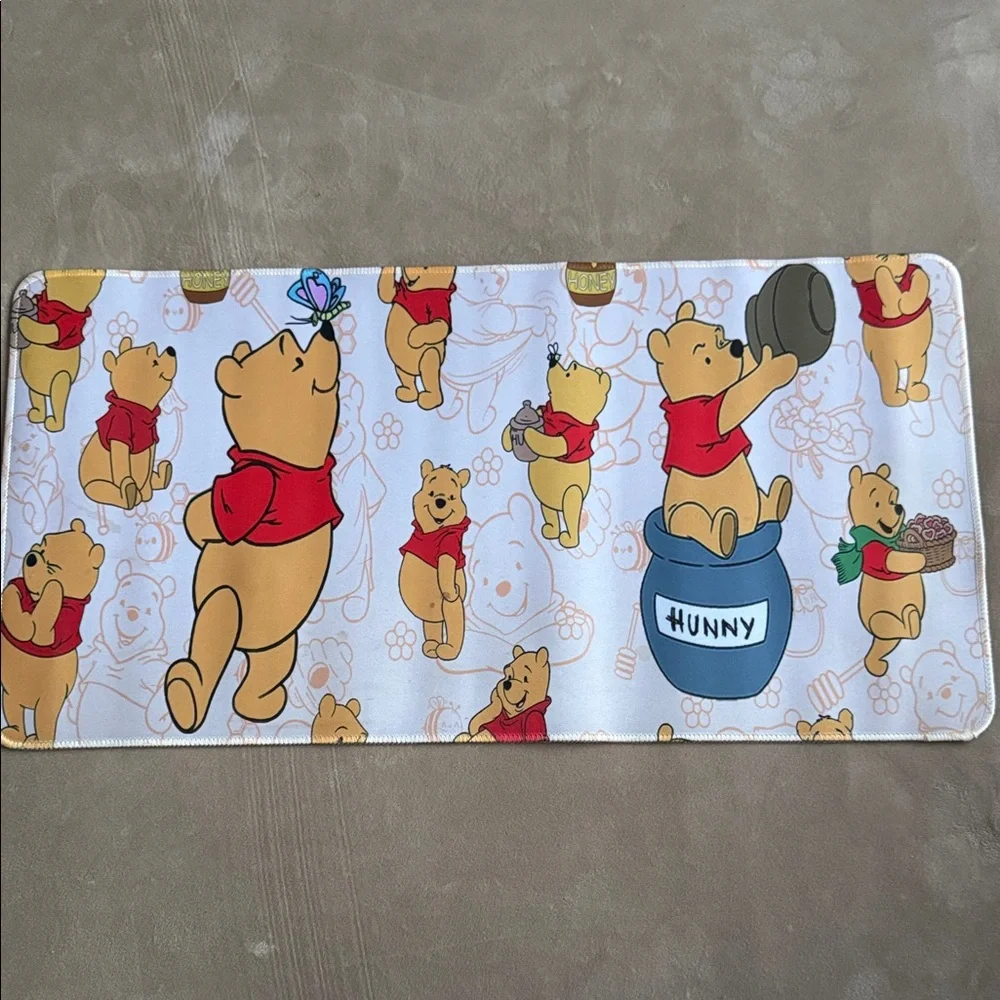 Disney Winnie the Pooh Mouse Pad - Picture 1 of 2
